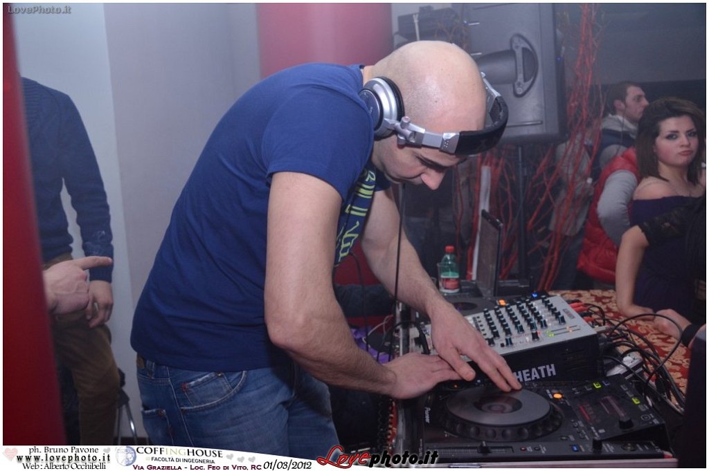 462Coffing_House_Facolta_Ingegneria_LiveMusicParty_LovePhoto_01032012.jpg