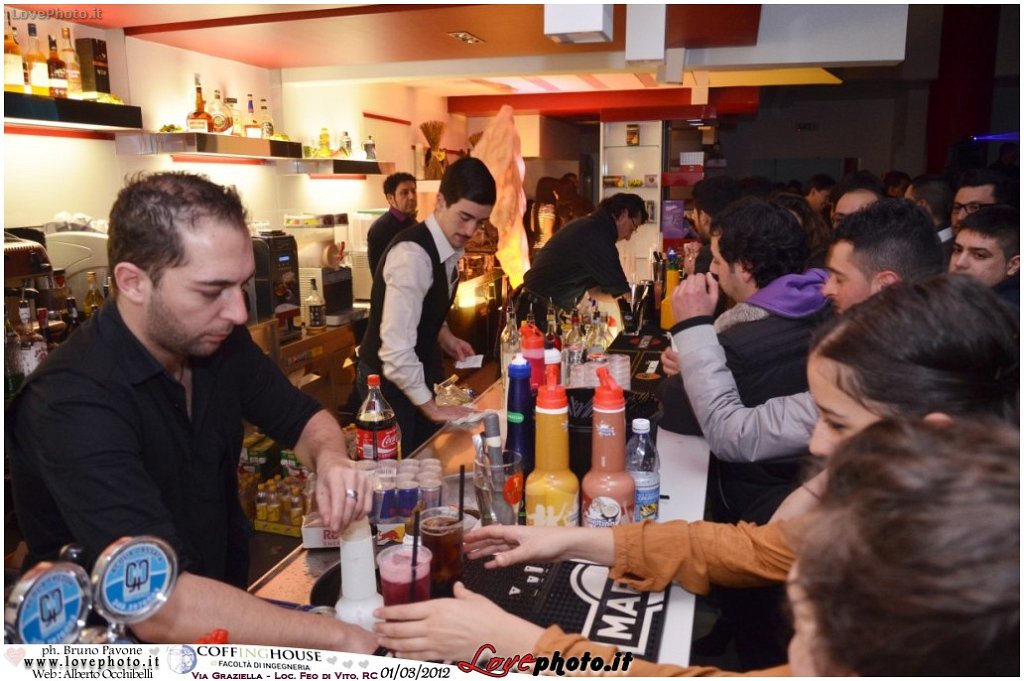 477Coffing_House_Facolta_Ingegneria_LiveMusicParty_LovePhoto_01032012.jpg