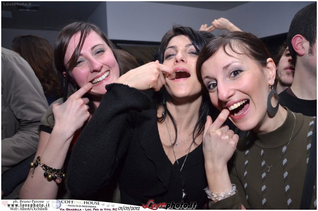 489Coffing_House_Facolta_Ingegneria_LiveMusicParty_LovePhoto_01032012.jpg