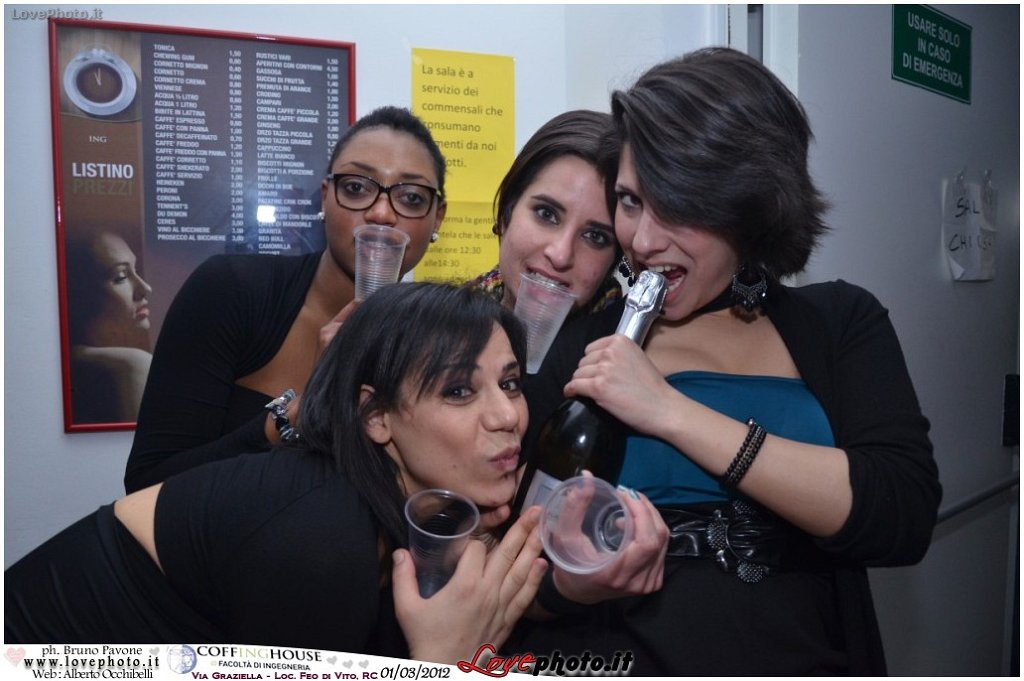 526Coffing_House_Facolta_Ingegneria_LiveMusicParty_LovePhoto_01032012.jpg