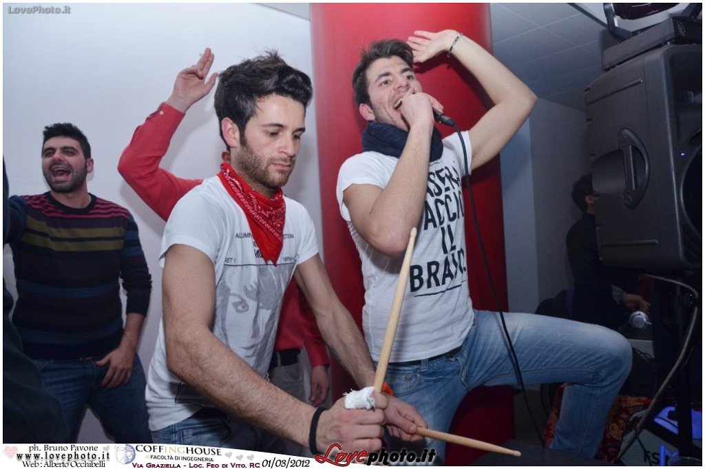 540Coffing_House_Facolta_Ingegneria_LiveMusicParty_LovePhoto_01032012.jpg