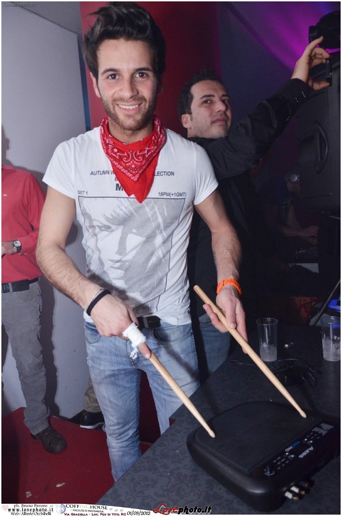 598Coffing_House_Facolta_Ingegneria_LiveMusicParty_LovePhoto_01032012.jpg