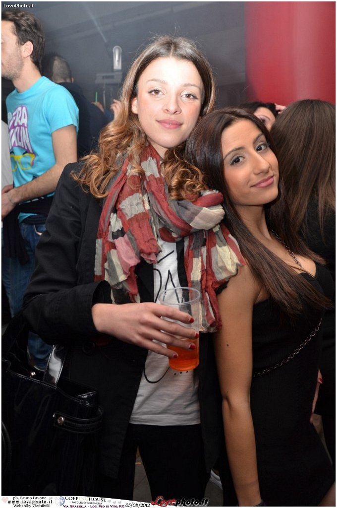 025CoffingHouse_Facolta_Ingegneria_LiveMusic_Party_LovePhoto_05042012.jpg