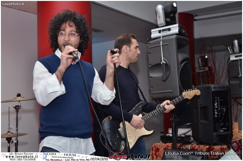 060CoffingHouse_Facolta_Ingegneria_LiveMusic_Party_LovePhoto_05042012.jpg