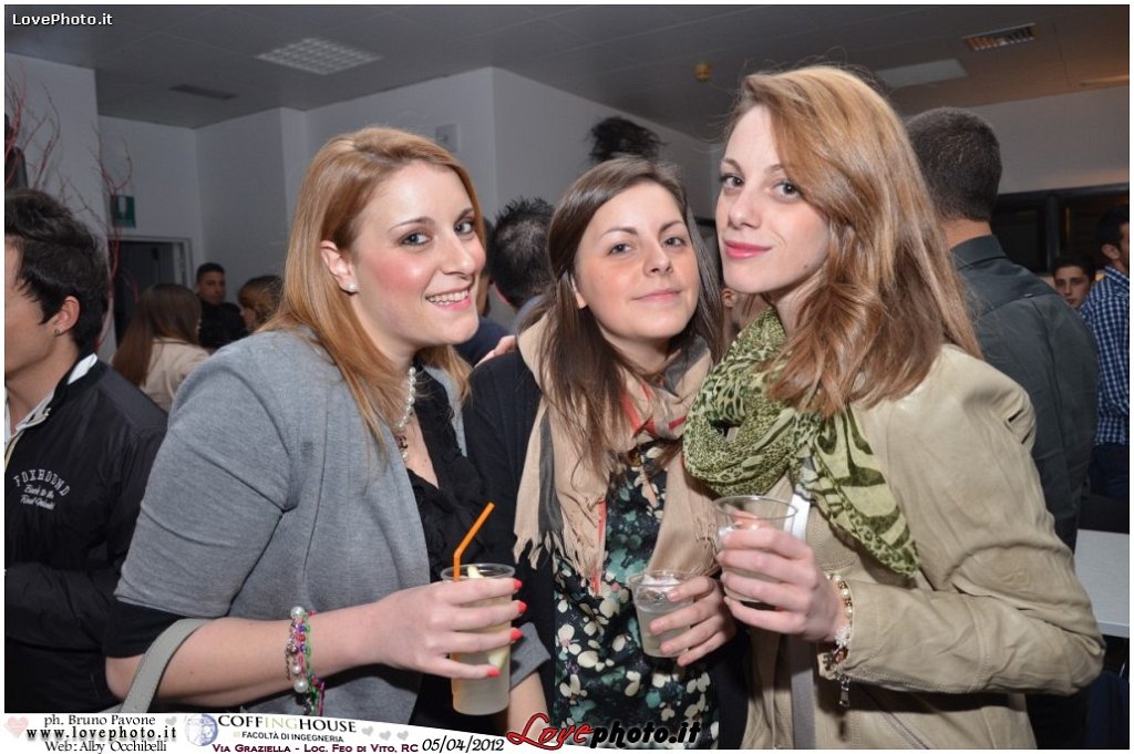 123CoffingHouse_Facolta_Ingegneria_LiveMusic_Party_LovePhoto_05042012.jpg