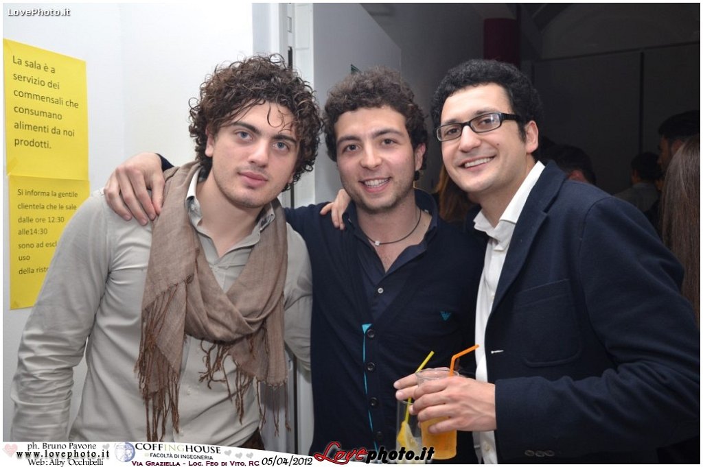 208CoffingHouse_Facolta_Ingegneria_LiveMusic_Party_LovePhoto_05042012.jpg