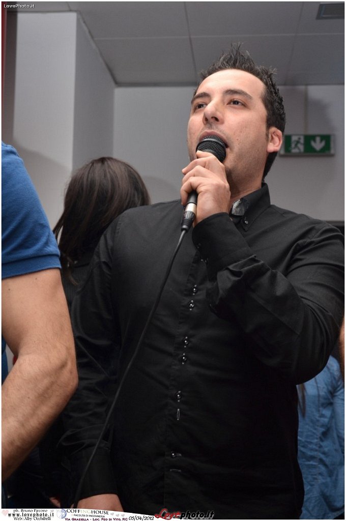 231CoffingHouse_Facolta_Ingegneria_LiveMusic_Party_LovePhoto_05042012.jpg