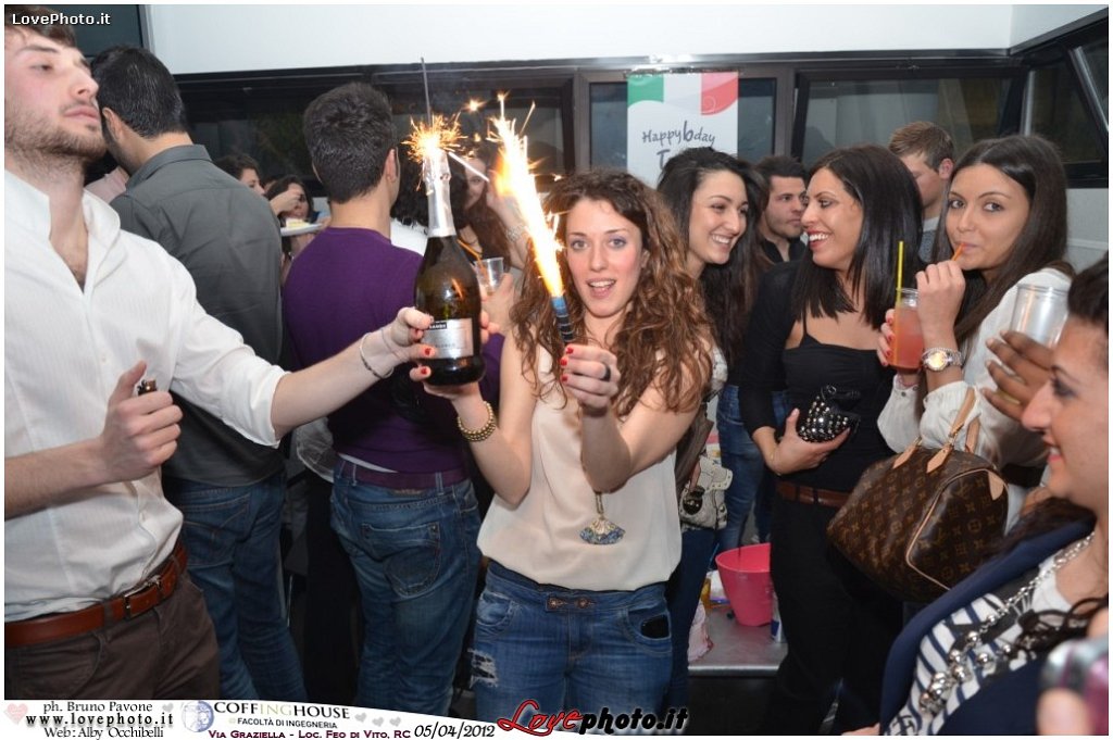 315CoffingHouse_Facolta_Ingegneria_LiveMusic_Party_LovePhoto_05042012.jpg