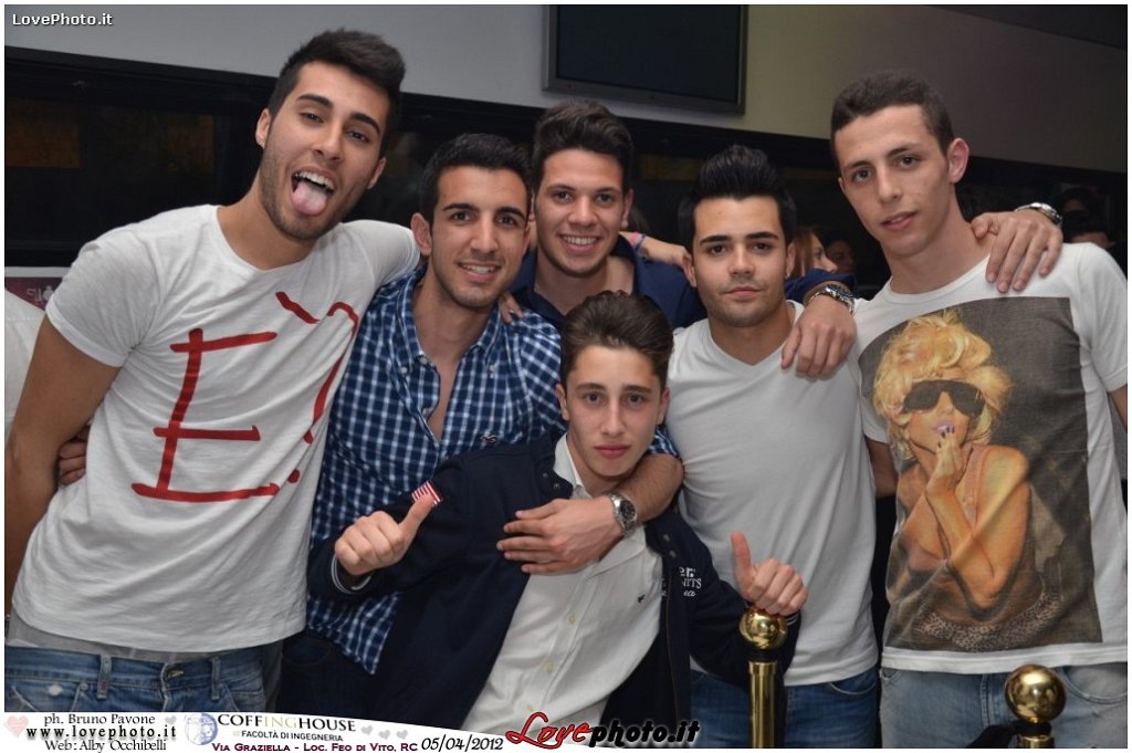 320CoffingHouse_Facolta_Ingegneria_LiveMusic_Party_LovePhoto_05042012.jpg