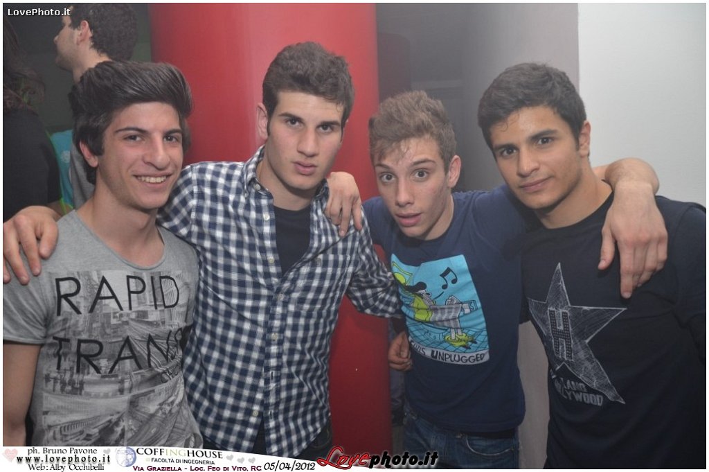323CoffingHouse_Facolta_Ingegneria_LiveMusic_Party_LovePhoto_05042012.jpg