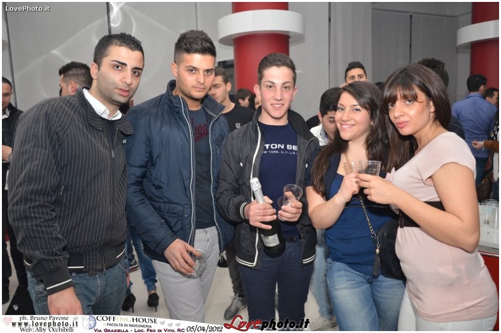 328CoffingHouse_Facolta_Ingegneria_LiveMusic_Party_LovePhoto_05042012.jpg