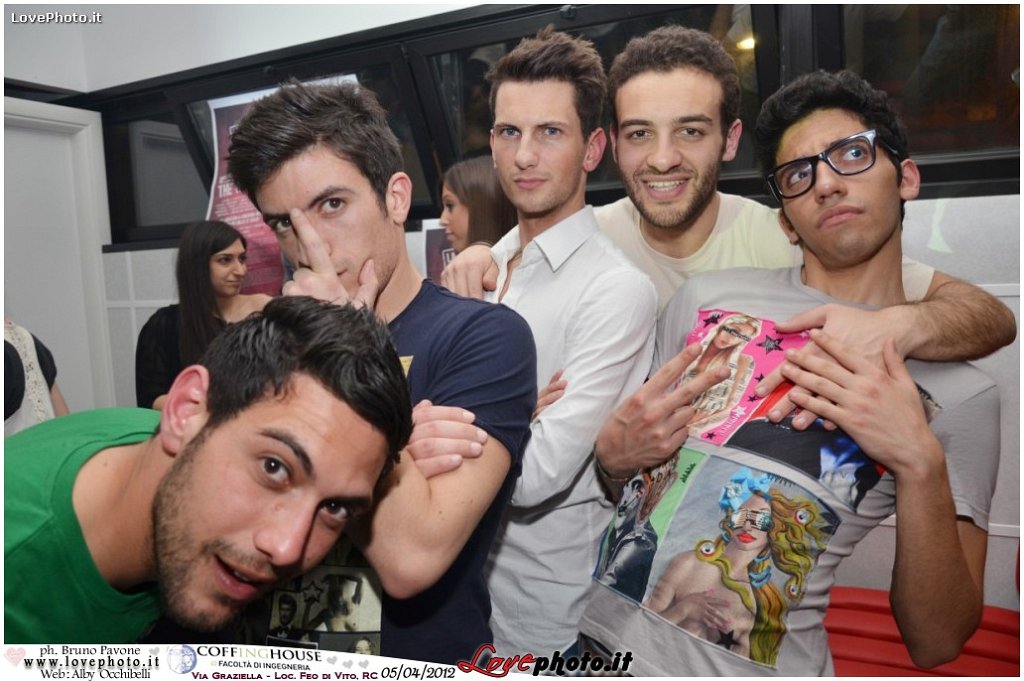 342CoffingHouse_Facolta_Ingegneria_LiveMusic_Party_LovePhoto_05042012.jpg