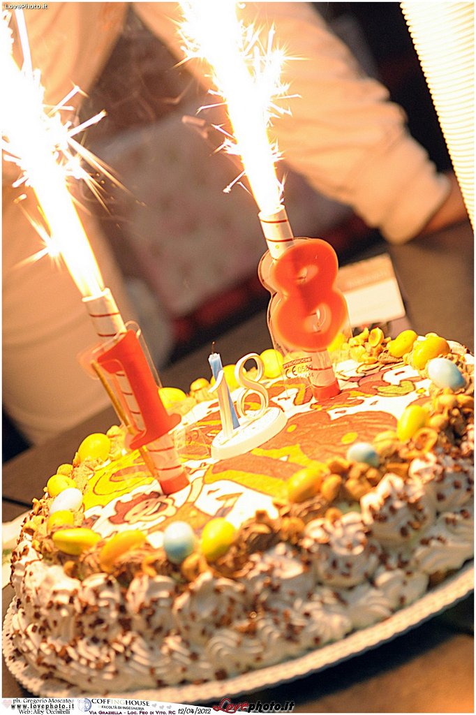 015CoffingHouse_Facolta_Ingegneria_LiveMusic_Party_LovePhoto_12042012.jpg - (C) 2012  Gregorio Moscato   www.lovephoto.it  Tutti i diritti  riservati