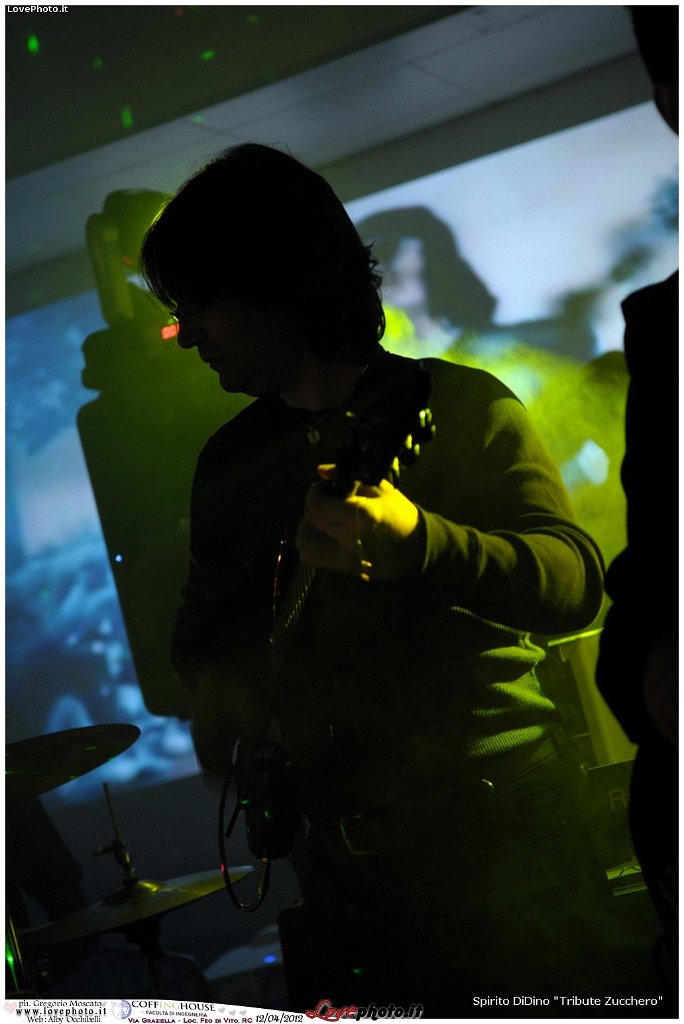 030CoffingHouse_Facolta_Ingegneria_LiveMusic_Party_LovePhoto_12042012.jpg - (C) 2012  Gregorio Moscato   www.lovephoto.it  Tutti i diritti  riservati