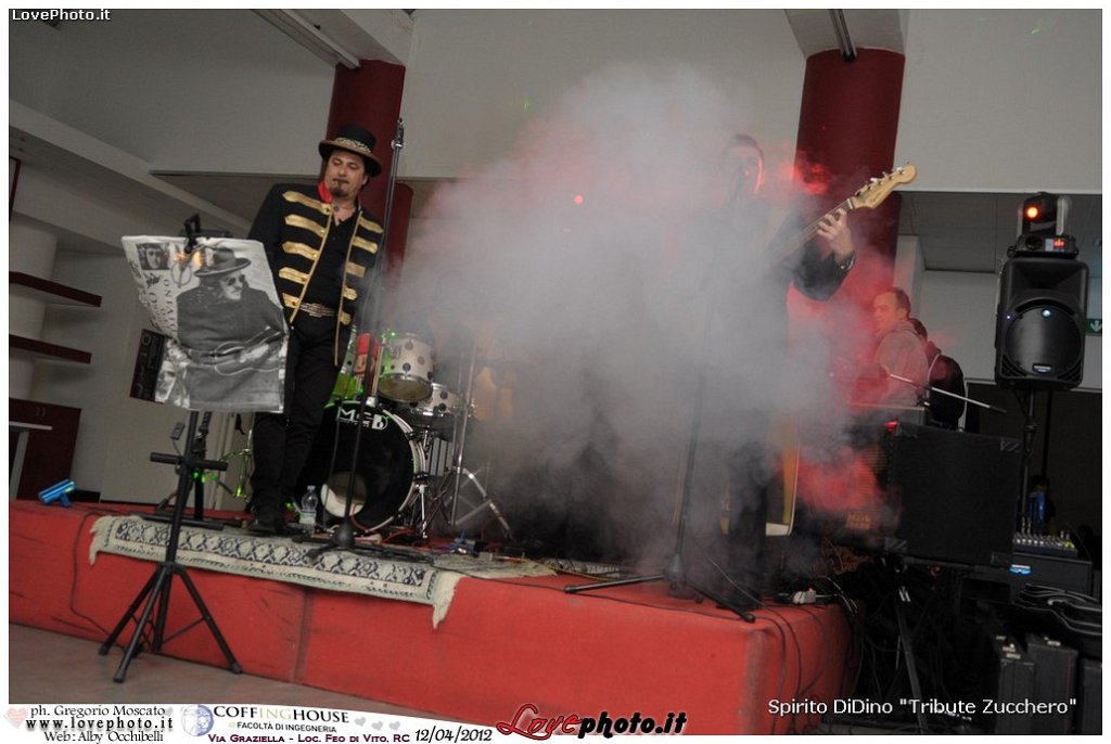 040CoffingHouse_Facolta_Ingegneria_LiveMusic_Party_LovePhoto_12042012.jpg - (C) 2012  Gregorio Moscato   www.lovephoto.it  Tutti i diritti  riservati