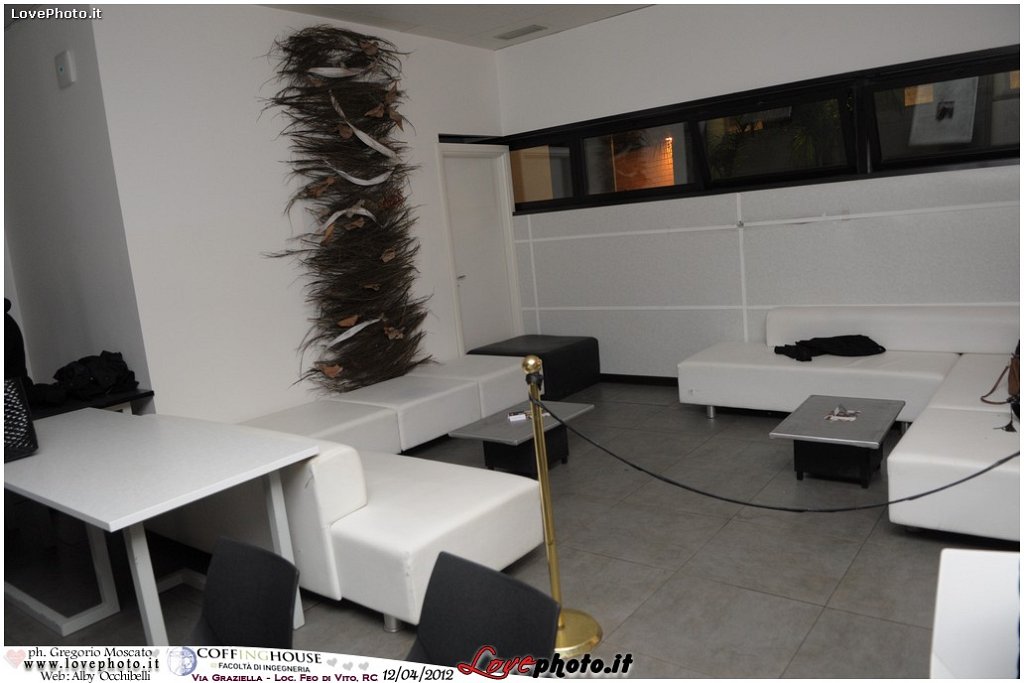049CoffingHouse_Facolta_Ingegneria_LiveMusic_Party_LovePhoto_12042012.jpg - (C) 2012  Gregorio Moscato   www.lovephoto.it  Tutti i diritti  riservati