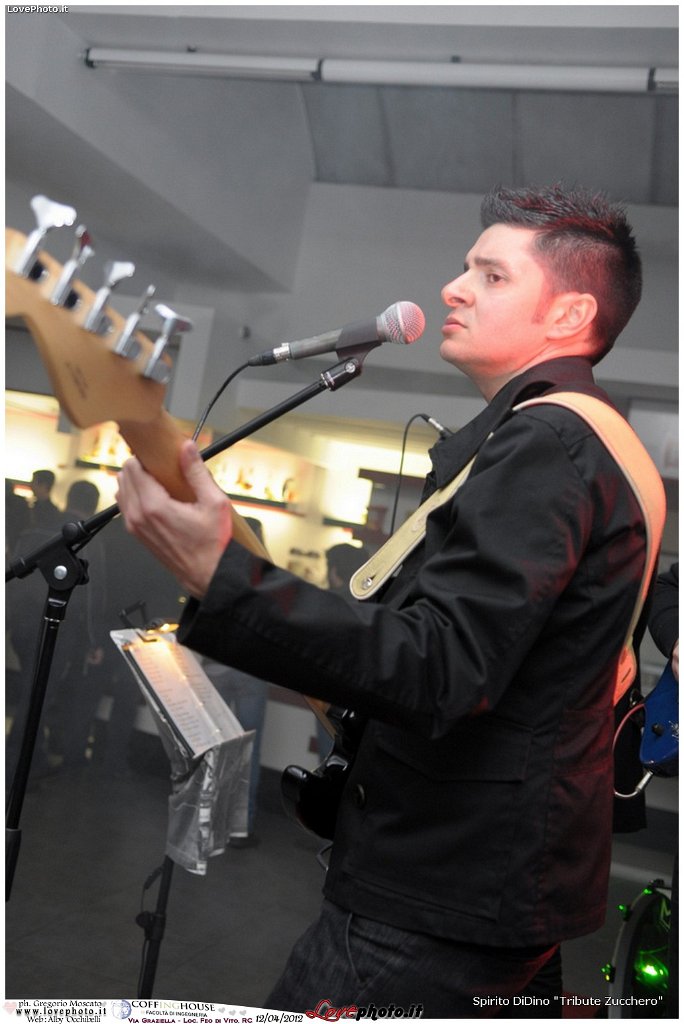 054CoffingHouse_Facolta_Ingegneria_LiveMusic_Party_LovePhoto_12042012.jpg - (C) 2012  Gregorio Moscato   www.lovephoto.it  Tutti i diritti  riservati