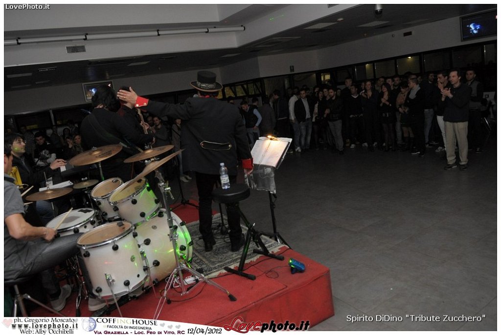070CoffingHouse_Facolta_Ingegneria_LiveMusic_Party_LovePhoto_12042012.jpg - (C) 2012  Gregorio Moscato   www.lovephoto.it  Tutti i diritti  riservati