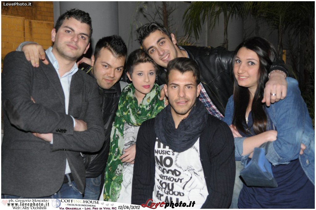 089CoffingHouse_Facolta_Ingegneria_LiveMusic_Party_LovePhoto_12042012.jpg - (C) 2012  Gregorio Moscato   www.lovephoto.it  Tutti i diritti  riservati