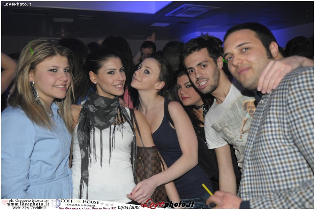 121CoffingHouse_Facolta_Ingegneria_LiveMusic_Party_LovePhoto_12042012.jpg - (C) 2012  Gregorio Moscato   www.lovephoto.it  Tutti i diritti  riservati