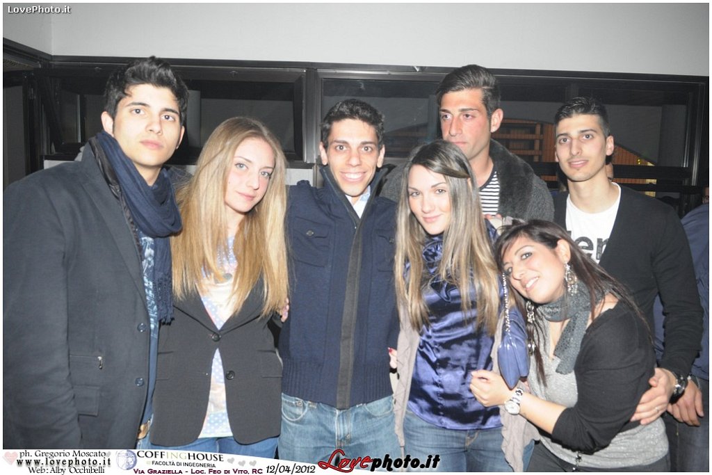 166CoffingHouse_Facolta_Ingegneria_LiveMusic_Party_LovePhoto_12042012.jpg - (C) 2012  Gregorio Moscato   www.lovephoto.it  Tutti i diritti  riservati