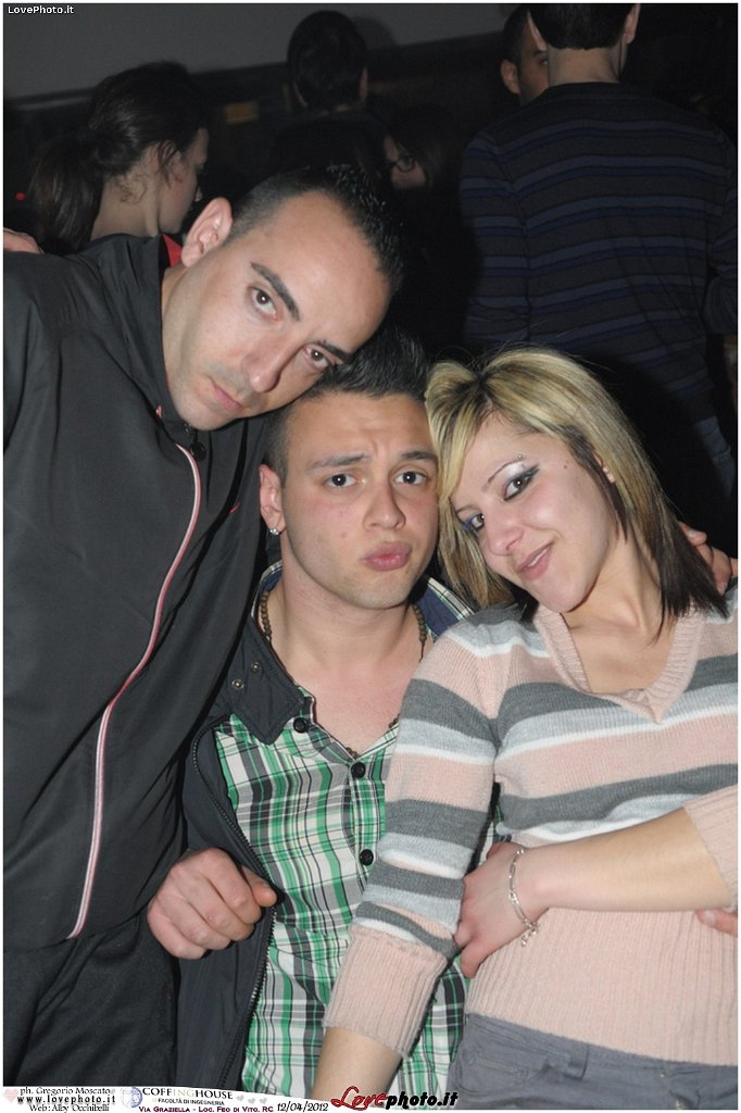 173CoffingHouse_Facolta_Ingegneria_LiveMusic_Party_LovePhoto_12042012.jpg - (C) 2012  Gregorio Moscato   www.lovephoto.it  Tutti i diritti  riservati