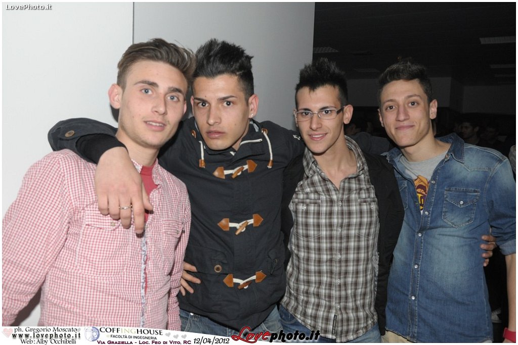 177CoffingHouse_Facolta_Ingegneria_LiveMusic_Party_LovePhoto_12042012.jpg - (C) 2012  Gregorio Moscato   www.lovephoto.it  Tutti i diritti  riservati