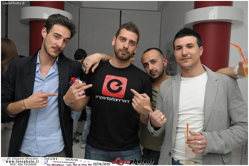 178CoffingHouse_Facolta_Ingegneria_LiveMusic_Party_LovePhoto_12042012.jpg - (C) 2012  Gregorio Moscato   www.lovephoto.it  Tutti i diritti  riservati
