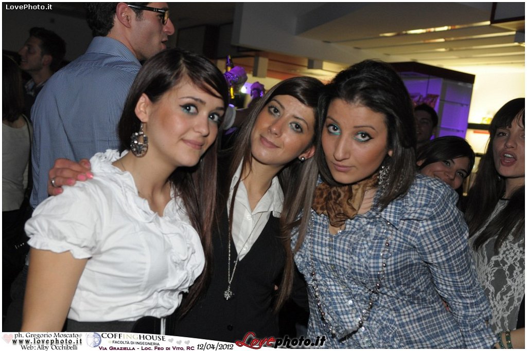 228CoffingHouse_Facolta_Ingegneria_LiveMusic_Party_LovePhoto_12042012.jpg - (C) 2012  Gregorio Moscato   www.lovephoto.it  Tutti i diritti  riservati