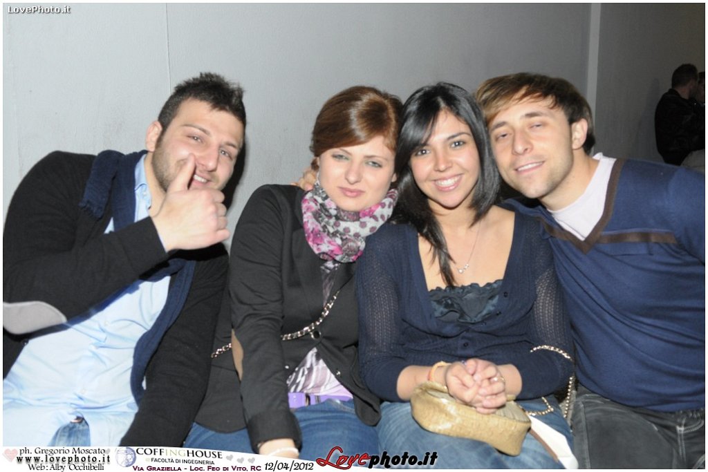 240CoffingHouse_Facolta_Ingegneria_LiveMusic_Party_LovePhoto_12042012.jpg - (C) 2012  Gregorio Moscato   www.lovephoto.it  Tutti i diritti  riservati