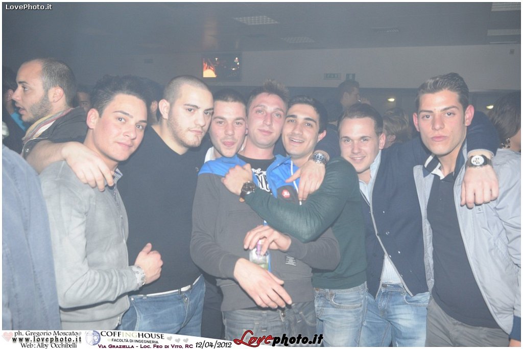 253CoffingHouse_Facolta_Ingegneria_LiveMusic_Party_LovePhoto_12042012.jpg - (C) 2012  Gregorio Moscato   www.lovephoto.it  Tutti i diritti  riservati