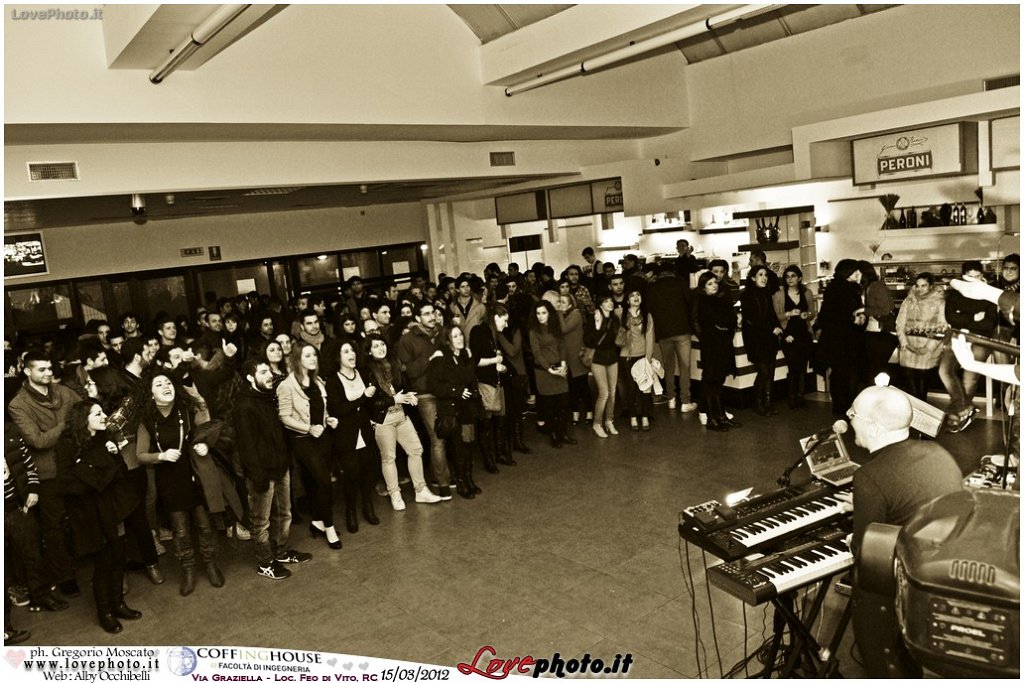 013CoffingHouse_Facolta_Ingegneria_LiveMusic_Party_LovePhoto_15032012.jpg - GREGORIO MOSCATO  PHOTOGRAPHER