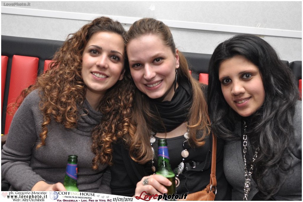 039CoffingHouse_Facolta_Ingegneria_LiveMusic_Party_LovePhoto_15032012.jpg - GREGORIO MOSCATO  PHOTOGRAPHER