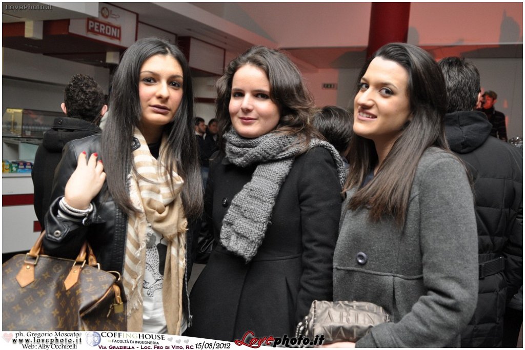 079CoffingHouse_Facolta_Ingegneria_LiveMusic_Party_LovePhoto_15032012.jpg - GREGORIO MOSCATO  PHOTOGRAPHER