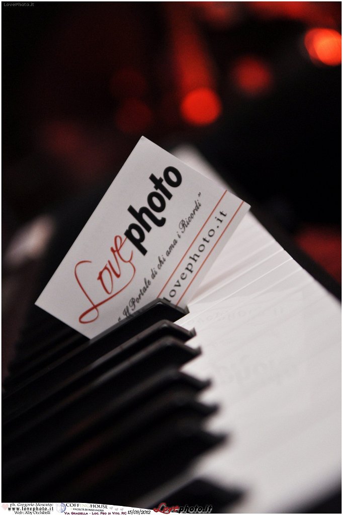 153CoffingHouse_Facolta_Ingegneria_LiveMusic_Party_LovePhoto_15032012.jpg - GREGORIO MOSCATO  PHOTOGRAPHER