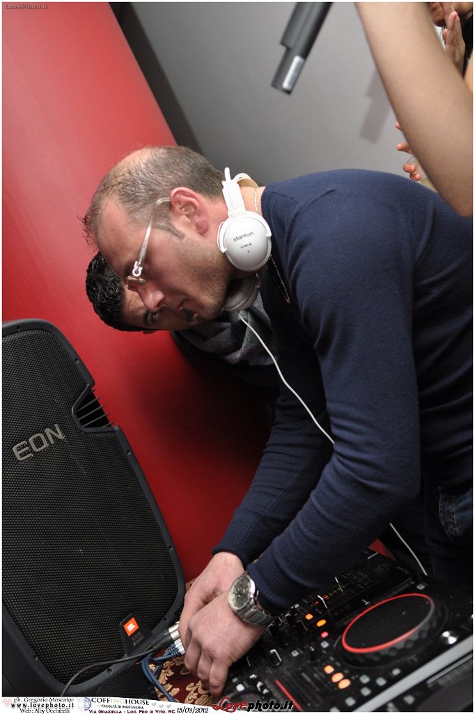 228CoffingHouse_Facolta_Ingegneria_LiveMusic_Party_LovePhoto_15032012.jpg - GREGORIO MOSCATO  PHOTOGRAPHER