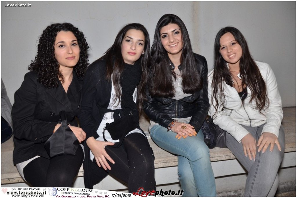 025CoffingHouse_Facolta_Ingegneria_LiveMusic_Party_LovePhoto_17052012.jpg