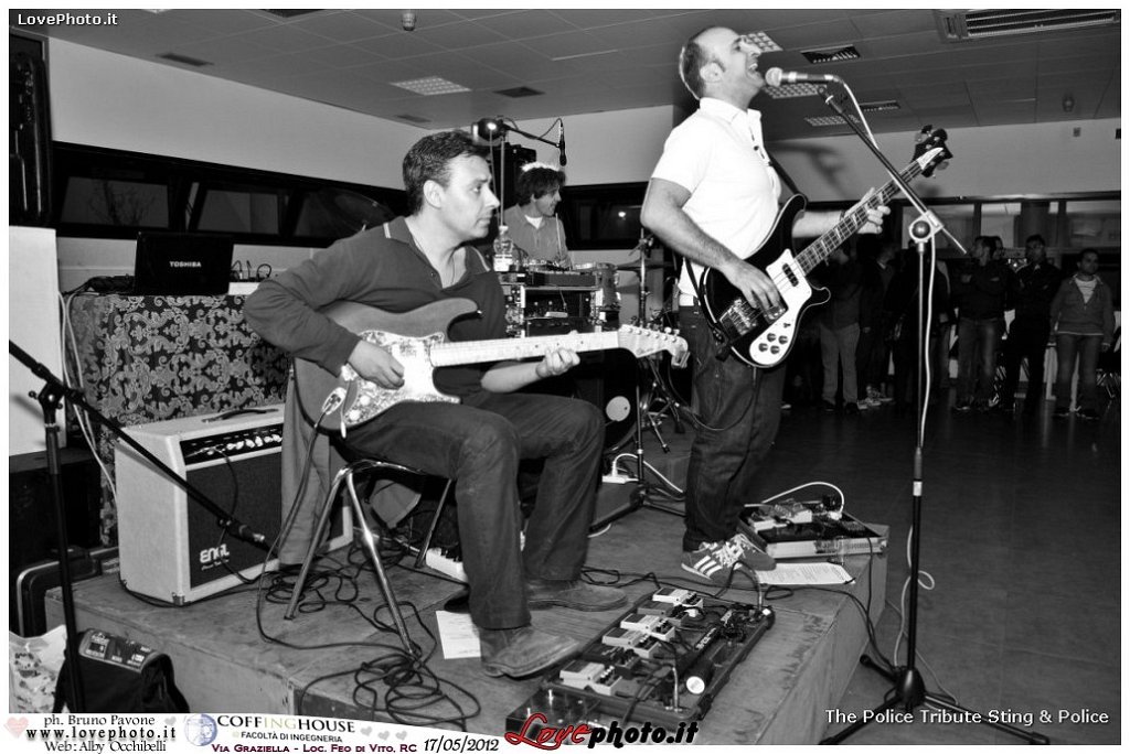 058CoffingHouse_Facolta_Ingegneria_LiveMusic_Party_LovePhoto_17052012.jpg