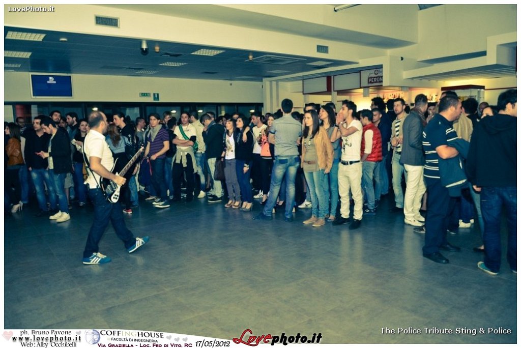 110CoffingHouse_Facolta_Ingegneria_LiveMusic_Party_LovePhoto_17052012.jpg