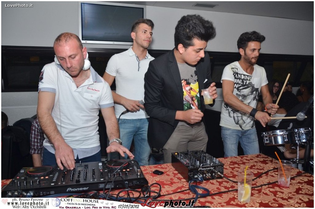 265CoffingHouse_Facolta_Ingegneria_LiveMusic_Party_LovePhoto_17052012.jpg