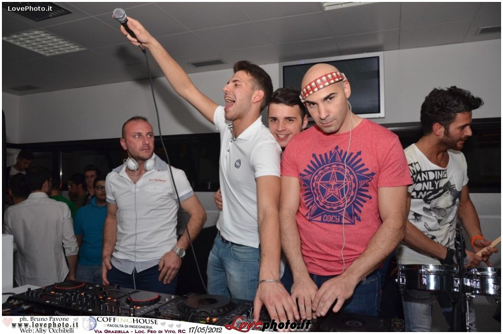 292CoffingHouse_Facolta_Ingegneria_LiveMusic_Party_LovePhoto_17052012.jpg