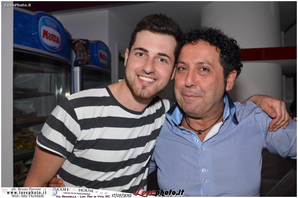 320CoffingHouse_Facolta_Ingegneria_LiveMusic_Party_LovePhoto_17052012.jpg
