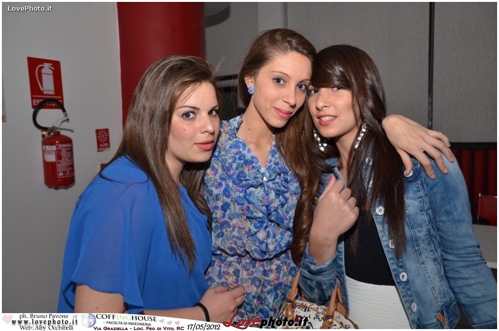 375CoffingHouse_Facolta_Ingegneria_LiveMusic_Party_LovePhoto_17052012.jpg