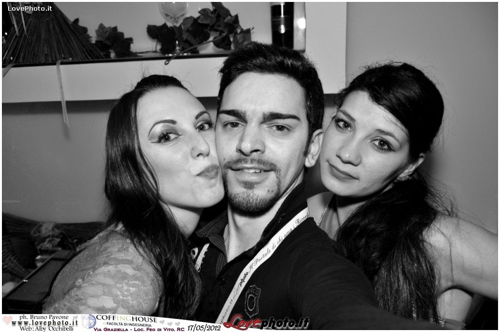 393CoffingHouse_Facolta_Ingegneria_LiveMusic_Party_LovePhoto_17052012.jpg