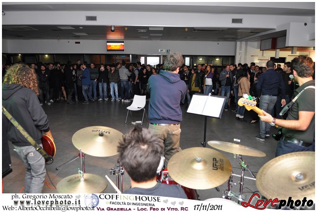 004CoffingHouse_Facolta_Ingegneria_LiveMusic_Party_LovePhoto_17112011.jpg - GREGORIO MOSCATO  PHOTOGRAPHER