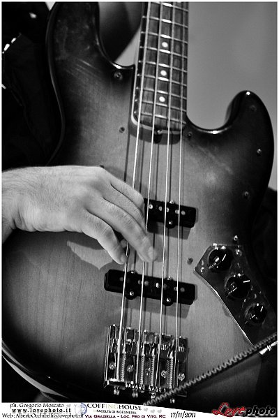 006CoffingHouse_Facolta_Ingegneria_LiveMusic_Party_LovePhoto_17112011.jpg - GREGORIO MOSCATO  PHOTOGRAPHER