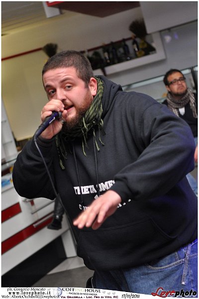 020CoffingHouse_Facolta_Ingegneria_LiveMusic_Party_LovePhoto_17112011.jpg - GREGORIO MOSCATO  PHOTOGRAPHER