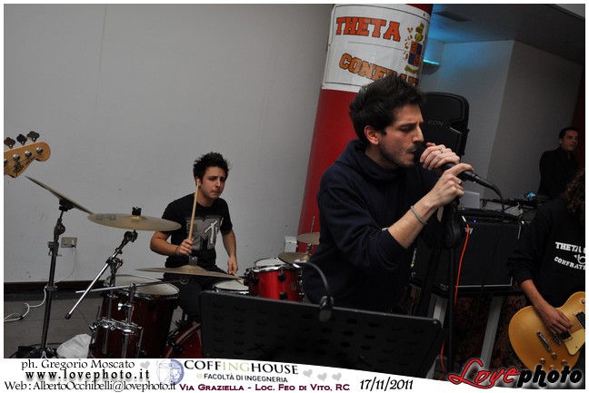 107CoffingHouse_Facolta_Ingegneria_LiveMusic_Party_LovePhoto_17112011.jpg - GREGORIO MOSCATO  PHOTOGRAPHER
