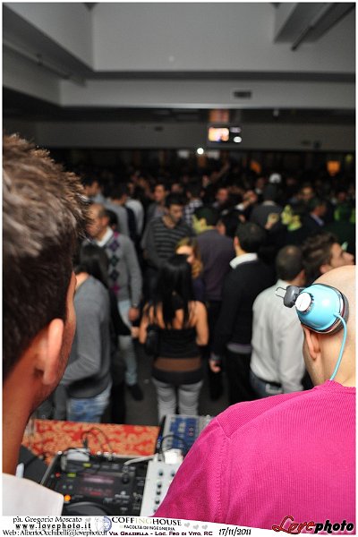 195CoffingHouse_Facolta_Ingegneria_LiveMusic_Party_LovePhoto_17112011.jpg - GREGORIO MOSCATO  PHOTOGRAPHER
