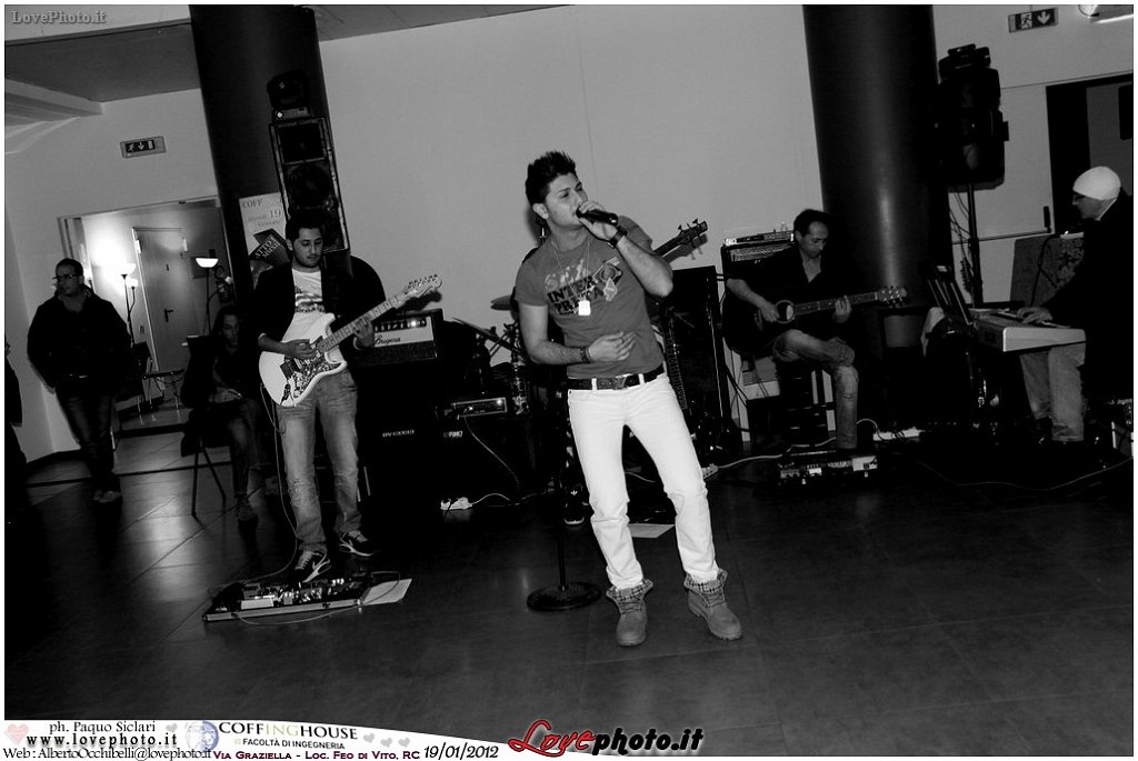 042CoffingHouse_Facolta_Ingegneria_LiveMusic_Party_LovePhoto_19012012.jpg